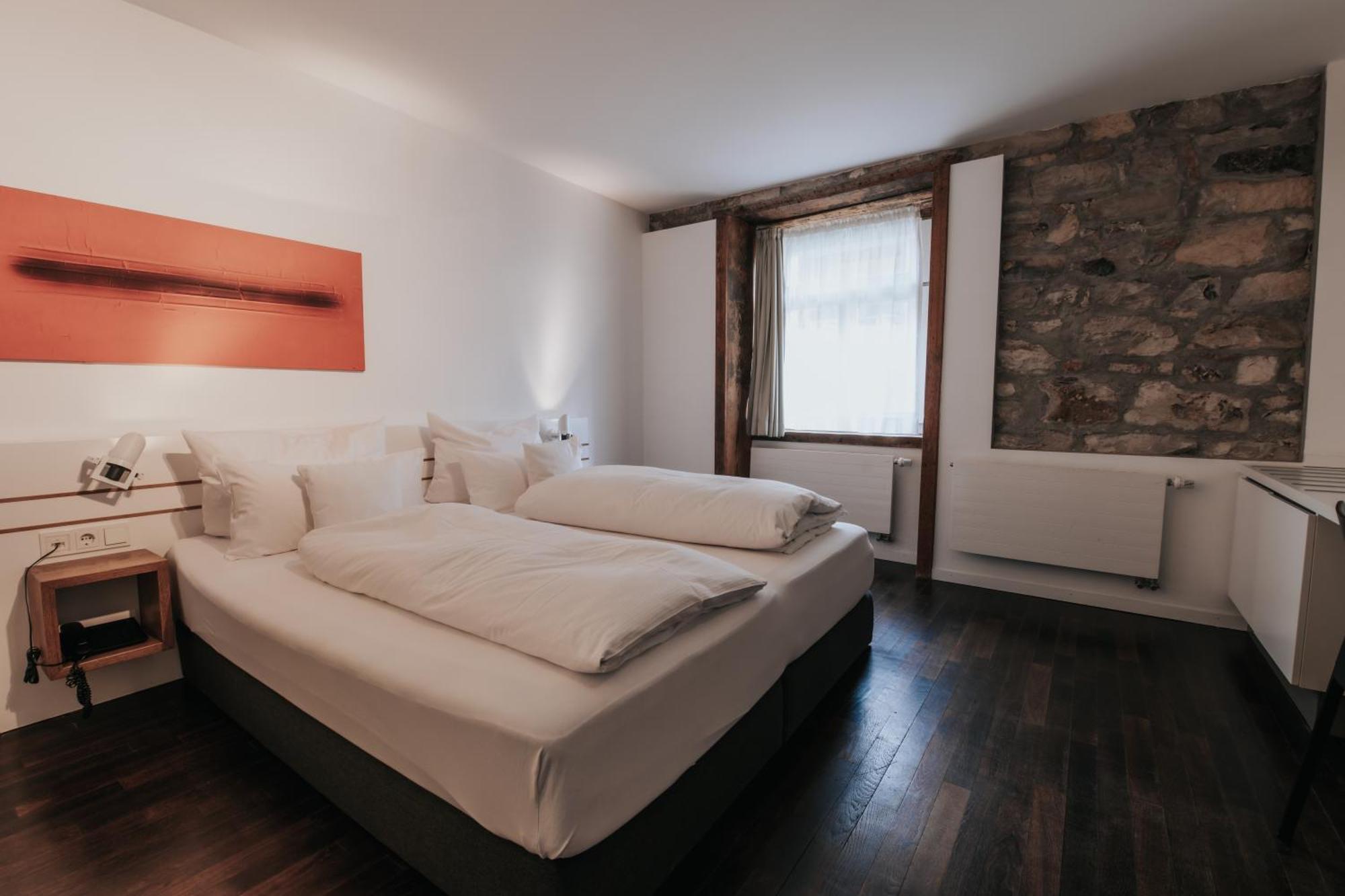 Design Hotel & Restaurant Loewen Ульм Экстерьер фото