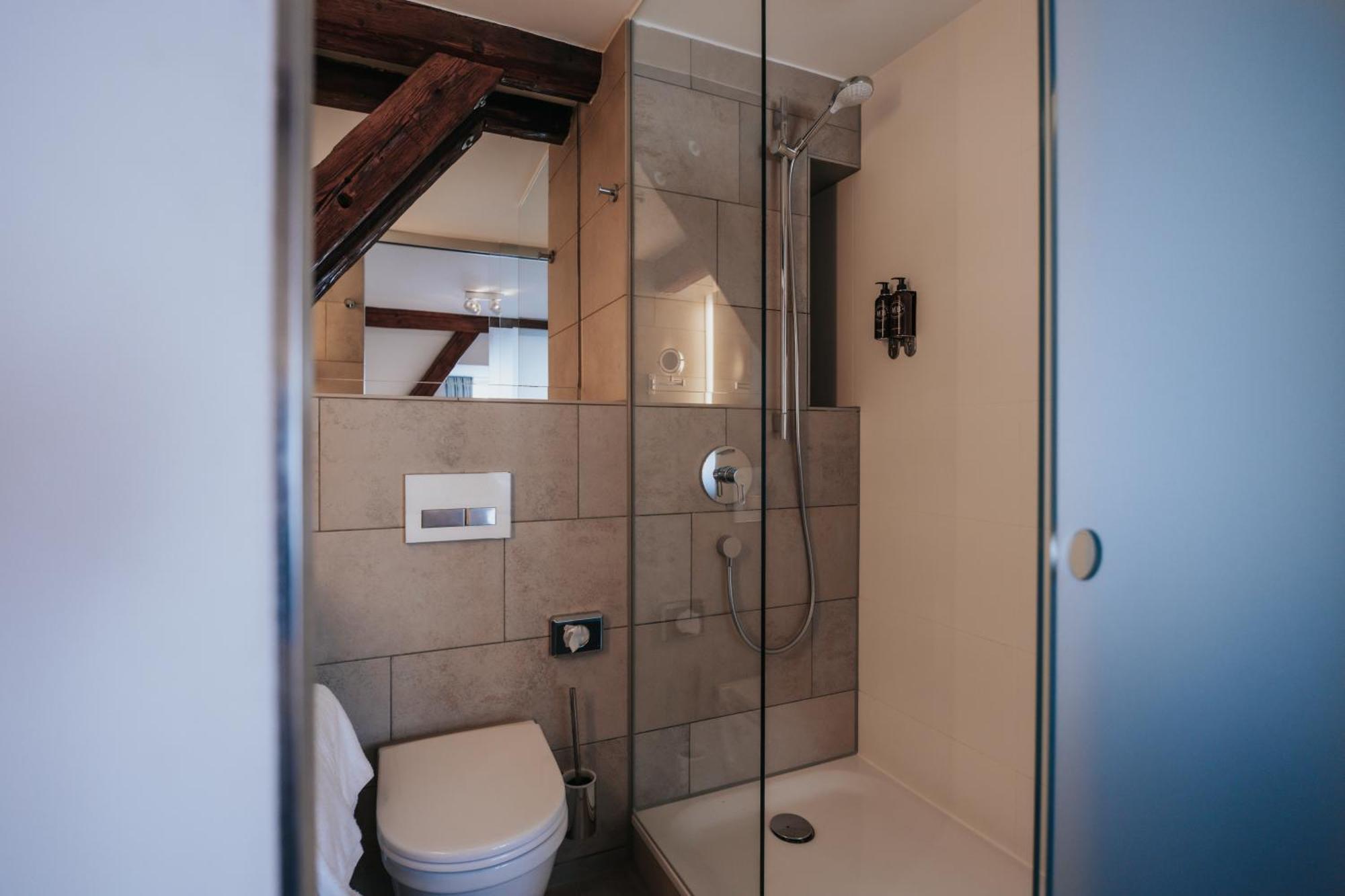 Design Hotel & Restaurant Loewen Ульм Экстерьер фото