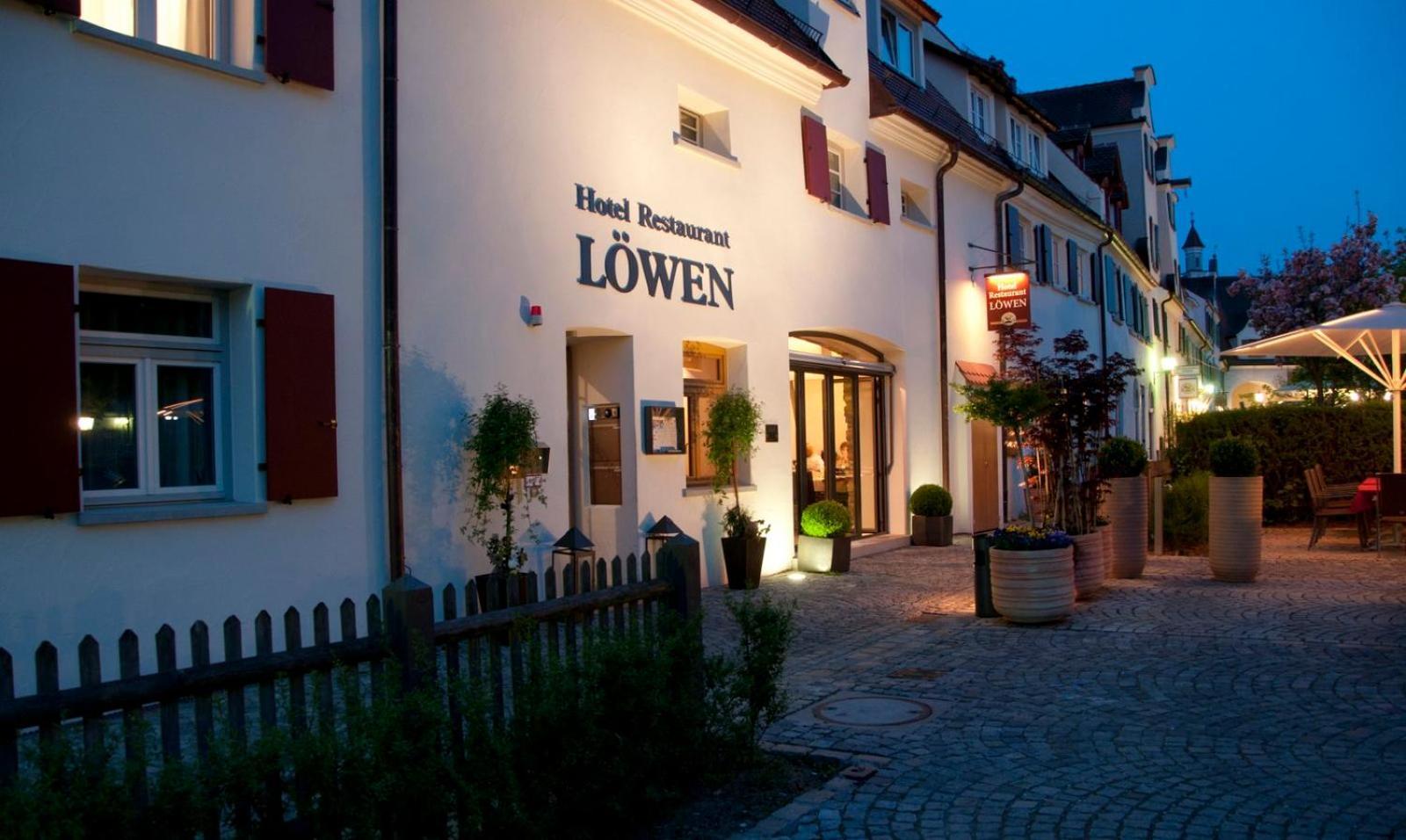 Design Hotel & Restaurant Loewen Ульм Экстерьер фото