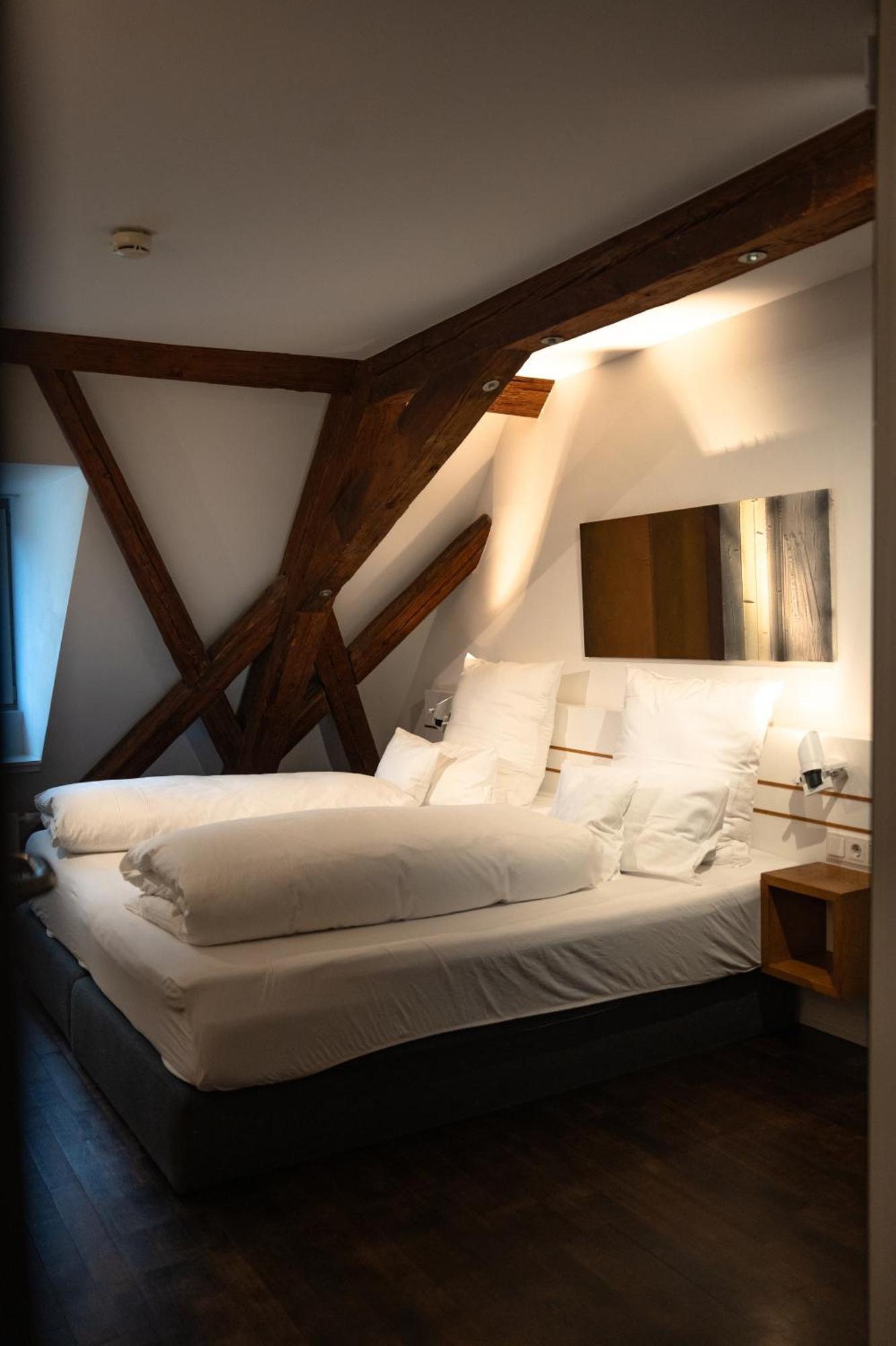 Design Hotel & Restaurant Loewen Ульм Экстерьер фото