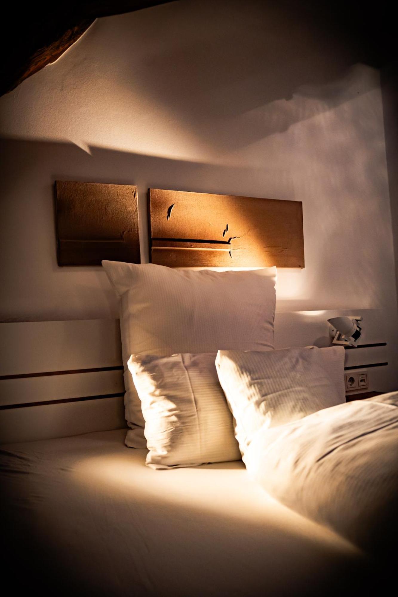 Design Hotel & Restaurant Loewen Ульм Экстерьер фото